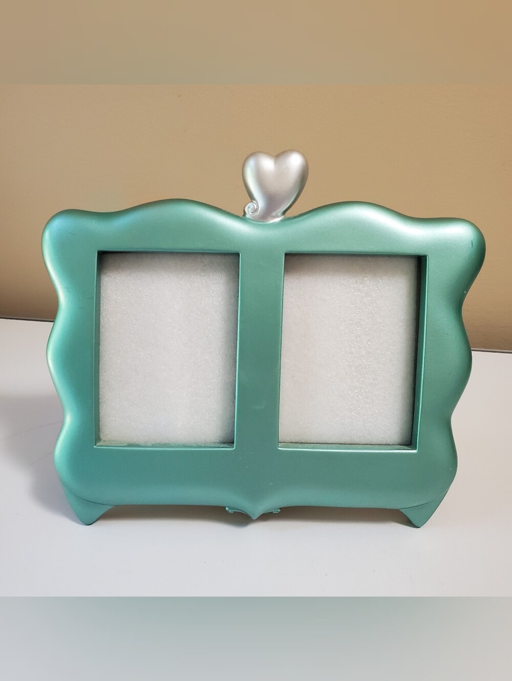 Heart Accent Double Photo Frame in Teal Green Connoisseur Funky Y2k Whimsical